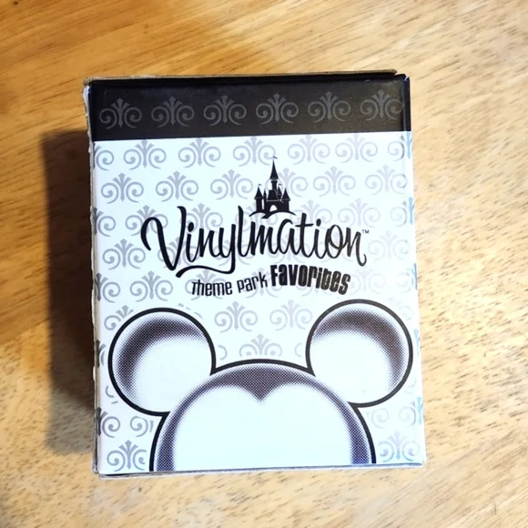 Vinylmation Rainbow Collectible Vinyl Figure - Pride - Mickey Mouse - Picture 2 of 2